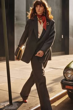 Zara Campaign, Mode Poses, Look 80s, Parisian Women, Zara New, Mode Inspo, 가을 패션, Mode Vintage, Mode Inspiration