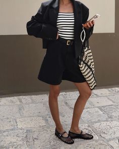 Stripes an Mesh - #Itpieces2024 ! Finde den Look auch bei uns ! Unser #Shopper ANNY mit Logopatch und unsere #meshballerinas LAYA, für dich zum nachstylen in unserem Onlineshop✨ 📸 all Credits to the photographer and owner. Cos Fashion, Europe Outfits, Minimal Outfit, Mesh Shoes, Mode Inspo, Summer Fashion Outfits, Street Chic