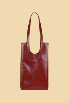 Dolores Square Tote | Burgundy Red Red Leather Bag Aesthetic, Trendy Items 2024, Veuve Cliquot, Red Cactus, Red Leather Bag, Red Bag, Commuter Bag, Leather Laptop Bag, Laptop Bags