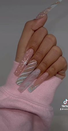 Christmas Long Nails, Baddie Nails, Acrylic Nails Coffin Pink, Unique Acrylic Nails, Bling Acrylic Nails, I Love Nails, Pink Acrylic Nails, Acrylic Nails Coffin