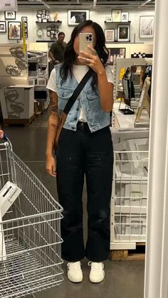 Nothing Tastes As Good As Healthy Feels, Ally Yost Outfit, Alt Work Attire, Modern 90s Outfits, Blue Collar Women Worker Outfit, Outfits With Denim Vest, Black Carpenter Pants Outfit, Cool Teacher Outfits Street Styles, No Jeans Outfit Ideas