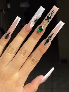 Quinceanera Nails, Acrylic Nails Nude, Emerald Nails, Green Acrylic Nails, Red Acrylic Nails, Green Nail, Girly Acrylic Nails, Simple Acrylic Nails, Long Acrylic Nails Coffin