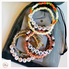 Thanksgiving Bracelets For Kids, Thanksgiving Jewelry Diy, Thanksgiving Beaded Bracelets, Fall Stretch Bracelets, Thanksgiving Clay Bead Bracelets, Thanksgiving Bracelet Ideas, Bracelet Ideas For Kids, Thanksgiving Bead Bracelet, Fall Beaded Bracelets