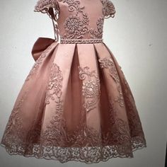 Lace Vintage Pink New Size 8 Lace Vintage, Dress For Girls, Kids' Dresses, Vintage Pink, For Girls, Girls Dresses, Formal Dresses, Lace, Pink