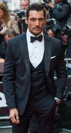 Best Wedding Suits For Men, David Gandy Style, Famous Male Models, Best Wedding Suits, Wedding Tux, Androgynous Models, Men's Tuxedo, Classy Prom