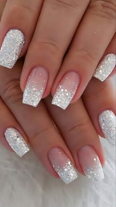 Blush Pink Nails, Nails Bridesmaid, Unghie Sfumate, White And Silver Nails, Wedding Nails Glitter, White Glitter Nails, Bride Nails, Nails Almond, Short Acrylic Nails Designs