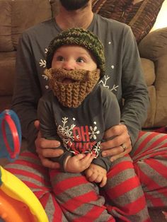 NB Long Beard Camouflage baby bearded hat knit by Ritaknitsall Baby Beard Hat, Baby Hats Crochet, Knit Baby Hats, Hat Outfits Summer