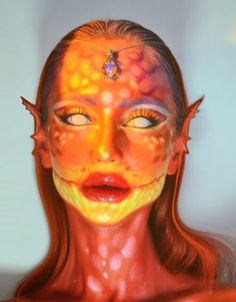 Goldfish Makeup, Fish Makeup Looks, Artistic Makeup Creative, Alien Makeup Looks, Crazy Makeup Ideas, Sfx Makeup Looks, Sfx Makeup Ideas, Crazy Halloween Makeup, Fish Makeup