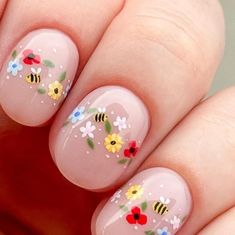 Alice on Instagram: "Confetti floral 🌸🐝  Inspired by @freshsetlancaster" Spring Gel Nails Designs, French Nails Colour, Wildflower Nails, Nail Designs For Kids, Bird Nails, Shellac Designs, Nail Tech Quotes, Spring Nails Ideas, Kids Nail Designs