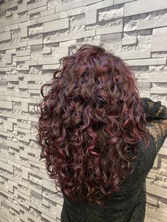 Dark Brown And Red Curly Hair, Colored Hair For Curly Hair, Dark Brown Red Hair Curly, Cherry Brunette Curly Hair, Maroon Highlights On Dark Hair Curly, Hot Pink Highlights In Brown Hair Curly, Cherry Red Hair Curly Highlights, Brown And Red Curly Hair, Dark Red Highlights In Brown Hair Curly