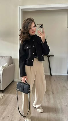 Different Body Sizes, Timeless Clothing, Mommy Outfits, Moroccan Fashion, Winter Fashion Outfits Casual, Fashion Top Outfits, Stylish Work Attire, Everyday Fashion Outfits, Two Friends