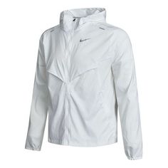 Nike AS M Men's NK RPL UV WINDRNNER JKT REFLECTIVE SILV Jacket Unique Sneakers, Anime Decor, Logo Knit, Stylish Jackets, Sports Jacket, Casual Jacket, Stylish Sneakers, Nike Sportswear, Nike Logo