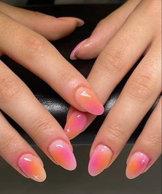 Take My Picture Nails, Short Almond Nails Aura, Nails Acrylic Aura, Short Summer Nails Almond, Short Almond Aura Nails, Aura Nails Multicolor, Short Almond Summer Nail Ideas, Aura Nails Pink And Orange, Simple Nail Inspo Trendy Short Almond