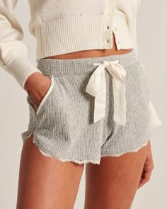 Easy sleep shorts in a super cozy fabric with drawstring waist, side-slit pocket and lace detail along the hem. Cute Pjs, Cute Pajama Sets, Women Sleepwear, Satin Shorts, Cute Pajamas, Rib Fabric, Sleep Shorts, Comfy Outfits