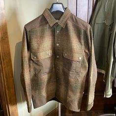 Rare Heavy Duty Shirt Jacket By Fjallraven. Shetland Wool And Substantial G-1000 Paneling. Made In Estonia. Outdoor Tops With Patch Pockets For Fall, Outdoor Fall Tops With Patch Pockets, Fall Outdoor Tops With Patch Pockets, Fall Tops With Patch Pockets, Fall Outerwear With Placket And Spread Collar, Rugged Long Sleeve Outerwear For Hunting, Rugged Outerwear For Hunting, Long Sleeve Hunting Tops For Fall, Long Sleeve Tops For Hunting In Fall