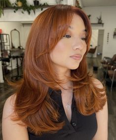 Movement Haircut Fine Hair, Copper Wolf Cut, Layered Ginger Hair, Asian Ginger Hair, Ginger Hair On Latina, Asian Copper Hair, Copper Hair Asian, Ginger Hair On Tan Skin, Ginger Haircuts