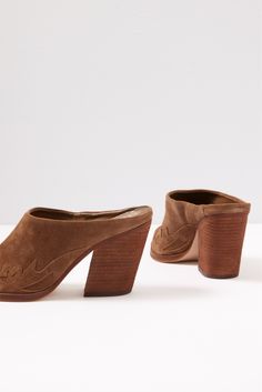 Designed with traditional Western styling, the Greta mules by Vince Camuto are crafted in soft brown suede and feature an angled stacked heel and pointed toe with a metal hardware detail. Fall Closet, Brand Style Guide, Soft Brown, Sock Shop, Shoe Size Conversion, Fall Shopping, Metal Hardware, Work Fashion, Boot Shop