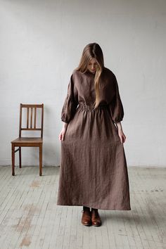 Victorian style inspired long skirt is made from 100% soft and washed linen. Wear it with belt or without. Match it with our tunics! Details: - Composition: 100% Oeko-Tex certified linen - Colour: cacao - Ruffled skirt - Comes with the belt - Pockets - Elastic waist - Medium weight linen - Linen care: machine wash gentle; tumble dry low, ironing optional - The price is for one shirt, other pictured items are not included Linen Skirt With Elastic Waistband For Daywear, Solid Linen Relaxed Skirt, Solid Long Linen Skirt, Solid Color Long Linen Skirt, Brown Linen Long Skirt, Casual Linen Skirt For Fall, Linen Maxi Skirt With Elastic Waistband, Fall Linen Long Skirt, Cottagecore Skirt