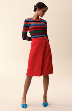 Some afternoon outfit inspiration from Nordstrom :: Effortlessly with roxy Look Office, Outfits 70s, Gamine Style, Long Skirt Outfits, Red Skirt, Red Skirts, Work Fashion, Skirt Outfits