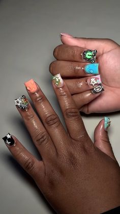 Unique Short Nails Design, Short Junk Nail Designs, Junk Nail Designs, Short Nail Sets, Nail Inspired, Junk Nails, Acrylic Toe Nails, Duck Nails