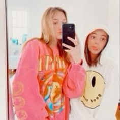 Preppy Sisters, Pjs Preppy, Aesthetic Crewneck, Preppy Winter, Preppy Lifestyle, Cute Preppy Outfits