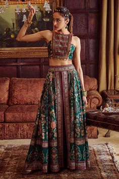 Palazzo Lehenga, Look Hippie Chic, Lehenga And Blouse, Traditional Indian Dress, Indian Dresses Traditional, Palazzo Set, Ghagra Choli, Wrap Around Skirt, Indian Dress