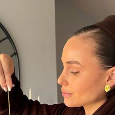 Sasha on Instagram: "Timeless elegance ✨ | ad

Styling these stunning pieces from @suihejewelry —simple, classic, and perfect for adding a touch of gold to any look. These pieces would make such a thoughtful gift for the holidays or a treat for yourself!

Comment SHOP below to receive a DM with the link to shop this post on my LTK ⬇ https://liketk.it/50uZK

#suihejewelry #giftguides #jewelryinspo #timelessstyle #holidaygift #goldjewelryset #goldaccessories #ad #elegantaccessories" Gold Jewelry Sets, Touch Of Gold, Gold Accessories, Elegant Accessories, Jewelry Inspo, Thoughtful Gifts, Timeless Elegance, Timeless Fashion, Holiday Gifts