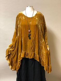 Our customer favorite Butterfly Top in velvet. Wear this top over your favorite jeans or skirt and you are sure to make a statement, dressed up or down, and easy care as our velvet is machine wash and dry. Made in the USA! XS bust 40" S bust 42" M bust 44" L bust 46" XL bust 48" Length center front and back 27" side dip 34" Velvet Top Designs, Velvet Plus Size, Boho Attire, Lagenlook Style, Butterfly Top, Romantic Dress, Plus Size Top, Velvet Tops, Fantasy Clothing