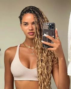 Goddess Knotless Box Braids Blonde, Blonde Zoe Kravitz Braids, Box Braid Blonde, Afro Braids Blonde, Blonde Knotless Goddess Braids, Blonde Goddess Knotless Braids, Romani Braids, Blonde Curly Braids, Blonde Twist Braids