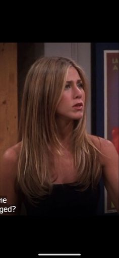 Jennifer Anniston Layered Haircut, Jennifer Aniston Haircut Layers, Jeniffer Aniston Hair Layers, Jennifer Aniston Hair Back View, Jennifer Aniston Long Hair Layers, Rachel Green Makeup Look Tutorial, Butterfly Cut Straight Hair, Hair Cuts For Thinner Hair 2024, Jennifer Aniston Long Hair