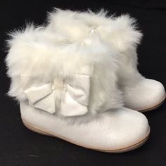 Adorable Gymboree White Shimmery Faux Fur Cuff Bow Boots. White Faux Fur Lined Boots For Fall, White Boots With Faux Fur Lining For Fall, Cute White Boots For Fall, White Round Toe Winter Booties, Cute White Winter Booties, Cute White Closed Toe Boots, White Wedding Boots, Girls Fur, Wedding Boots