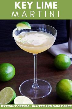 Easy Keylime Pie Recipe, Key Lime Martini Recipe, Lime Martini Recipe, Lime Cocktail Recipes, Cocktail Specials, Lime Curd Recipe, Lime Martini, Key Lime Pie Martini, Key Lime Martini