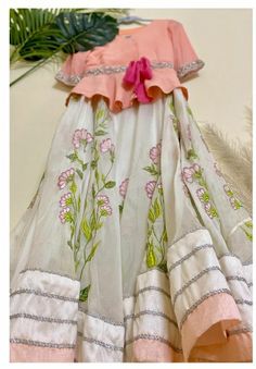 Girls Lehenga, Kids Indian Wear, Kids Frocks Design, Kids Dress Patterns, Wedding Blouse Designs, Girls Frock Design