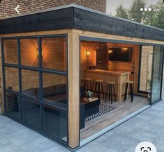 Terrasse Med Tak, Courtney Allison, Mobile Home Porch, Backyard Pavilion, Backyard Bar, Patio Garden Design, Outdoor Decor Backyard, Pergola Patio, Small Backyard Patio