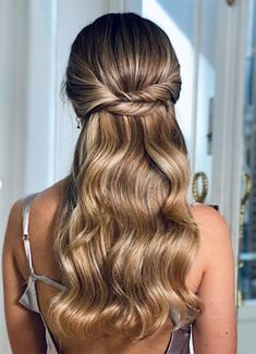 Bridal Era, Simple Prom Hair, Guest Hair, Bridesmaid Hair Makeup, Wedding Guest Hairstyles, Long Hair Wedding Styles, Wedding Hair Makeup