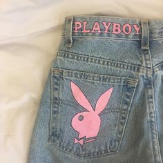 Fete Emo, Custom Jeans Diy, Diy Pants, Painted Clothes Diy, Haine Diy, Diy Jeans, Diy Vetement, Custom Jeans, Kleidung Diy