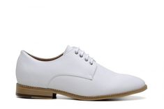 Teresa Summer Business Oxfords With Brogue Detailing, Summer Wingtip Oxfords For Office, White Plain Toe Lace-up Business Shoes, Summer Business Oxfords With Round Toe, Summer Business Wingtip Oxfords, White Plain Toe Office Dress Shoes, Elegant Lace-up Shoes For Spring Derby, White Pointed Toe Lace-up Shoes For Work, Wingtip Oxfords For Business In Summer