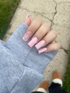 #christmas #christmasnails #nails #aesthetic #pinknails #acrylic #snow #snowflakes #longnails #winter #winternails Baby Pink Nails, Colored Acrylic Nails, French Acrylic Nails, Cute Gel Nails, Short Acrylic Nails Designs, Pink Acrylic Nails