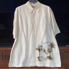 The Havanera Co. Button Down Shirt Hawaiian Palm Trees Linen-Rayon Shirt Was Never Worn Vintage Size Xl Measurement 25” Armpit To The Other 30” Shoulder Down To Hem All Photos Are Part Of The Description White Shirt With Casual Collar For Vacation, White Button-closure Shirt For Vacation, White Shirt With Button Closure For Vacation, White Camp Shirt With Spread Collar, White Camp Shirt With Buttons, White Camp Collar Shirt With Buttons, White Camp Shirt With Spread Collar And Button Closure, White Long Sleeve Camp Shirt For Summer, White Collared Shirt For Vacation