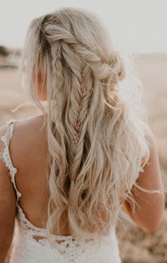 Oakdale California, Country Wedding Hairstyles, Boho Wedding Dress With Sleeves, Bridal Braids, Hair Extensions Best, Creative Hairstyles, Wedding Headband, Wedding Hairstyles For Long Hair