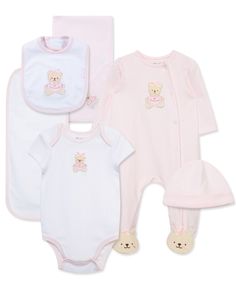 Our Sweet Bear newborn gift set is the perfect gift for that special baby coming into the world! Baby will be comfy and cute in this pink Bear all themed set. The set includes a bear themed footie, hat, bib, burp cloth, bodysuit, and blanket, all included in a cute gift box. 100% Cotton Flame-retardant free Imported Machine washable cold and tumble dry low Scratch-free label Snaps from neckline to feet Baby Boy Bibs, Boy Bib, Pink Bear, Girls Bib, Free Label, Cute Gift Boxes, Newborn Essentials, Cotton Gifts