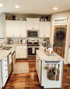 the kitchen is clean and ready to be used as an appliance for sale