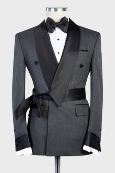 Bradymensuit custom made this Gray Fashion Two Piece Tailored Men Suit Black Shawl Lapel with rush order service. Discover the design of this Black Solid Color Shawl collar Single Breasted mens suits cheap for prom, wedding or formal business occasion. Mens Suit Black, Tuxedo Suit For Men, Men Suits Black, Gray Fashion, Suits Prom, Black Shawl, Dress Suits For Men, Designer Suits For Men, Mens Formal Wear