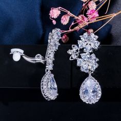 Fashion Earrings-Zircons Elegant Flower Shape Bridal Wedding Jewelry Cubic Zirconia Crystal Clip On Earings for Non Pierced Ear HoleModel Number:32842881517 Bridal Clip, Pierced Ear, Bridal Earrings Drop, Wedding Earrings Drop, Pierced Jewelry, Wedding Bridal Jewellery, Cz Jewelry, Cz Earrings, Elegant Flowers