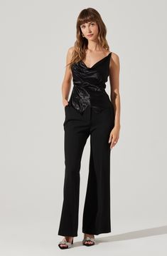 High waisted trouser pants Functional side pockets Dry clean only Self: 74% Polyester, 20% Rayon, 6% Elastane Lining: 100% Cotton Style #ACP7345 High Waisted Trouser Pants, Nye Outfits, Astr The Label, Pants Large, Spring Tops, Black Xs, High Waisted Trousers, Trouser Pants, Cotton Style