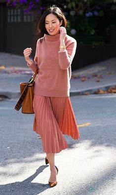 Style Jupe, Fashion Modest, Best Winter Outfits, Rock Outfits, Outfit Trends, Boring Clothes, Midi Skirts, Warm Autumn