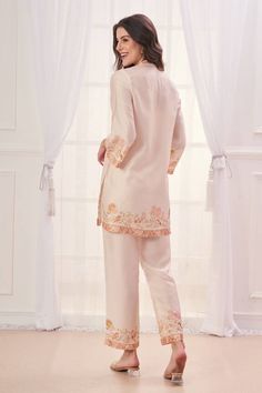 Cream silk linen blend kurta with multi-colored floral hand embroidery. Comes with pant. - Aza Fashions Spring Wedding Pant Set With Dabka Work, Elegant Spring Pant Set With Dabka Work, Elegant Linen Straight Kurta Sets, Elegant Linen Set With Resham Embroidery, Elegant Linen Sets For Eid, Elegant Sets With Embroidered Border For Summer, Elegant Summer Sets With Embroidered Border, Spring Wedding Lawn Suit With Embroidered Border, Elegant Pant Set With Intricate Embroidery For Spring