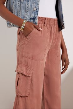 Elevate your casual-chic collection with these wide-leg pants by Sanctuary. Topped with cargo side pockets, these pull-on pants feature a full-length inseam, side and back pockets, and a relaxed fit. Track Pant, Brand Style Guide, Fashion 101, Fall Shopping, Pull On Pants, Tee Dress, Work Fashion, Fall Trends, Trending Shoes