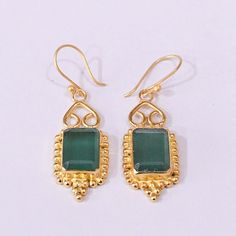 Bohemian Earrings, 18K Gold Plated Earrings, Green Monalisa Earrings, Bezel Set Earrings, Drop Earrings, Wedding Gift Ideas Product Details Item Code: BJBE-3162 Stone Name: Green Monalisa Stone Size: 10*14 mm Metal: 18K Yellow Gold Plated Over Brass Earrings dimension: 3.80 X 1.60 Cms Note: The earrings you will receive may vary slightly in color from the images because these are natural gemstones and vary to each other every single time and it is not possible to get the same color what is showing in the images. Images are for reference to get an idea of the similar color you will get. Shipping Info: All my items are safely and nicely packaged and shipped in a beautiful plastic box with bubbles wrap. The package is sent via international registered air mail that takes 12-20 working days to Drop Earrings Wedding, Bezel Set Earrings, Wedding Gift Ideas, Set Earrings, Gemstone Jewelry Handmade, Earrings Green, Earrings Wedding, Bohemian Earrings, Earrings Drop