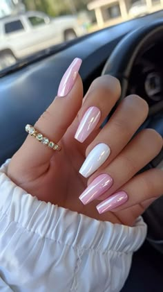 Pastel And White Nails, White And Pastel Pink Nails, White Or Light Pink Nails, Pink Graduation Nails Ideas, Light Pink Nail Ideas With Design, Pearl And Pink Nails, Light Pink Square Nails With Design, Pink White Nails Design, Pink And White Pearl Nails